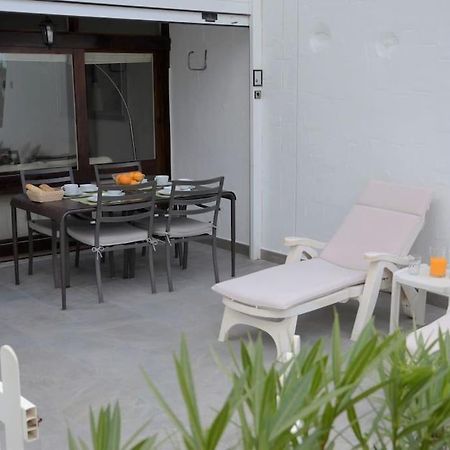 Apartamento Puerto Rico - Primera Linea De Playa Mogán Eksteriør billede